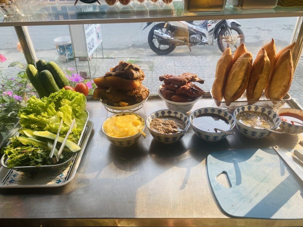 bakery hoi an 1