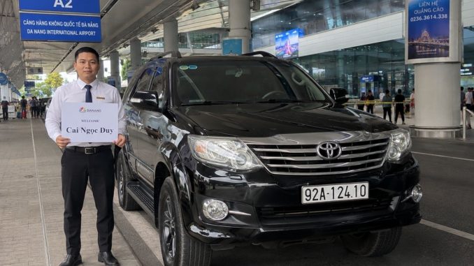 Xe Đà Nẵng đi Hội An đón khách tại sân bay Đà Nẵng